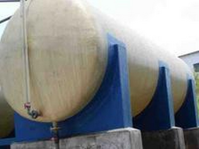 玻璃鋼臥式儲(chǔ)罐 